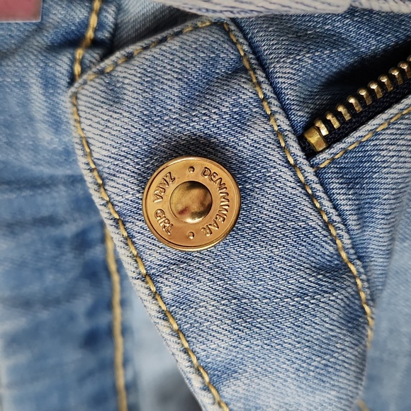 Zara Girl Distressed Denim Skirt, Size 7-8 ~ NWT - Picture 7 of 10